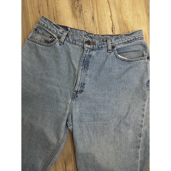 Vintage 505 levis light wash relaxed fit tapered leg - Picture 5 of 13